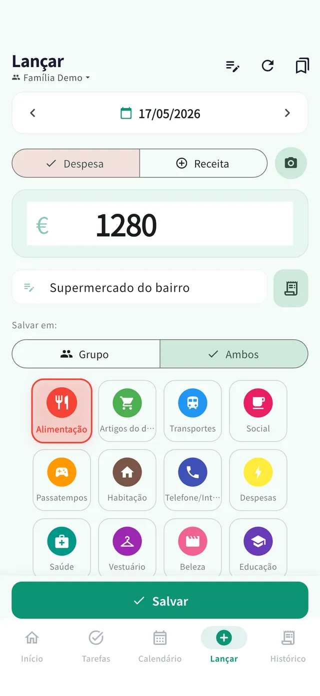 Ecrã de registo: botão de foto do talão, valor e categorias